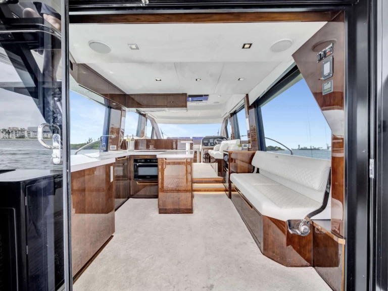 Wynajmij Galeon Infinity w Miami