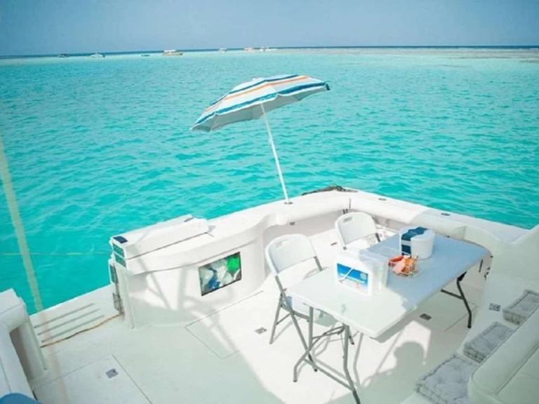 Wynajem łodzi Durrat Al-Arus tanio Dirak