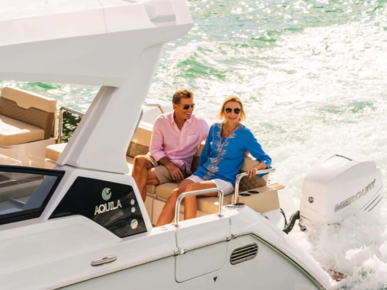 Wynajem Luksusowy jacht Aquila z patentem 