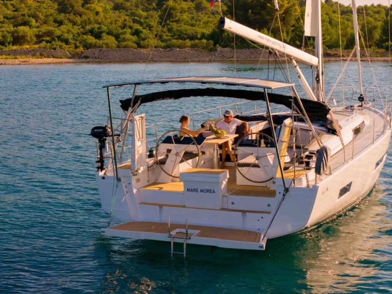 Wynajmij Żaglowiec z lub bez skippera Hanse w Sibenik