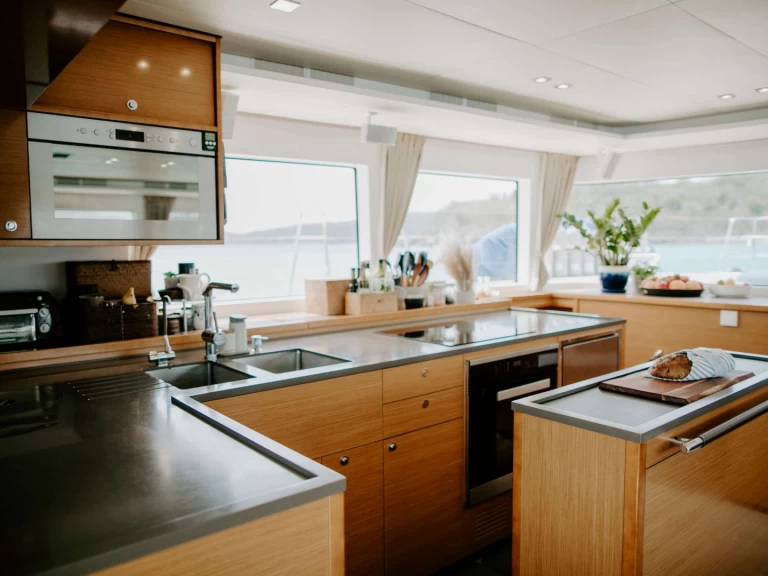 Wynajmij Luksusowy jacht z lub bez skippera Lagoon w Brytyjskie Wyspy Dziewicze