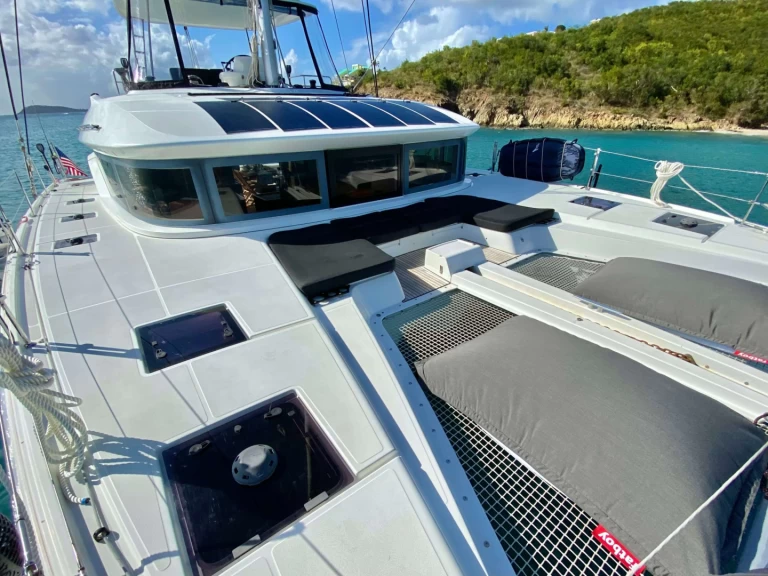 Wynajem Luksusowy jacht Lagoon z patentem 