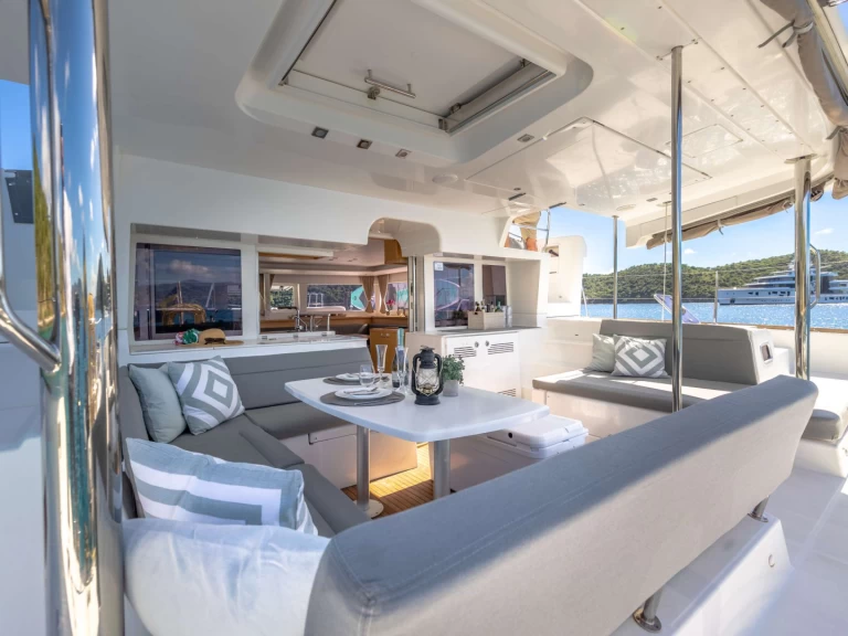 Wynajmij Luksusowy jacht z lub bez skippera Lagoon w Brytyjskie Wyspy Dziewicze