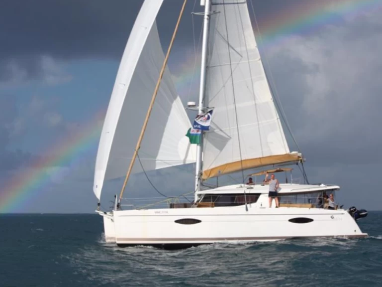 Wynajmij Katamaran z lub bez skippera Fountaine Pajot w Porto Montenegro