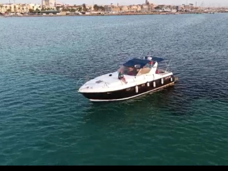 Wynajem łodzi Azimut AZIMUT 38 w Alghero na SamBoat 