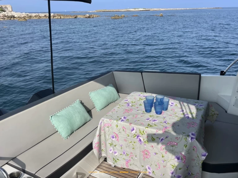 Wynajem w Mandelieu-la-Napoule- Jeanneau Merry Fisher 895 Cruiser na SamBoat