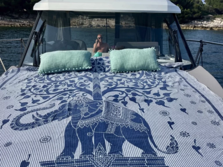 Wynajmij Jeanneau Merry Fisher 895 Cruiser w Mandelieu-la-Napoule