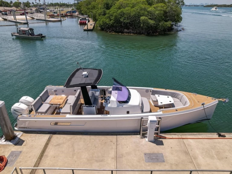 Wynajem łodzi Pardo Yachts 36 w Golfe-Juan na SamBoat 