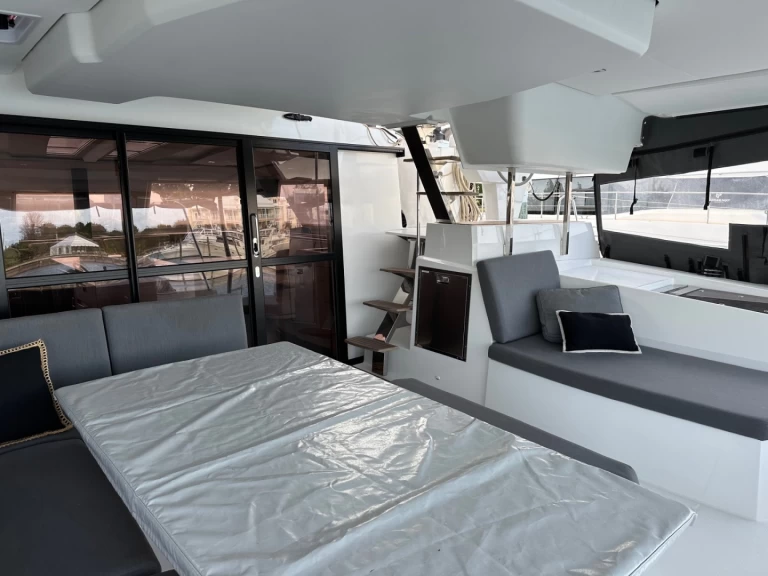 Wynajmij Katamaran z lub bez skippera Fountaine Pajot w Annapolis