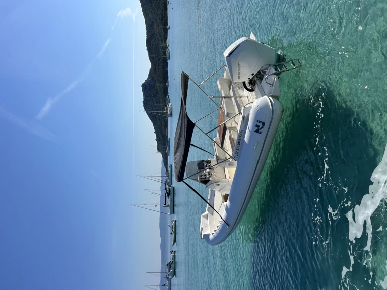 Wynajem łodzi Gapeau tanio Nuova Jolly 700