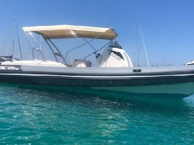 Wynajmij Motorówka z lub bez skippera Bsc w Port de Hyères (St Pierre)