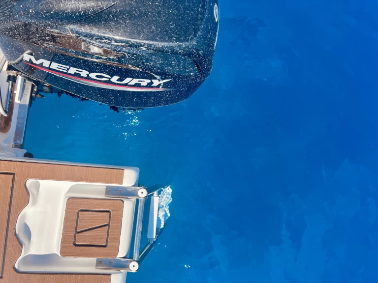 Wynajem Motorówka Poseidon z patentem 