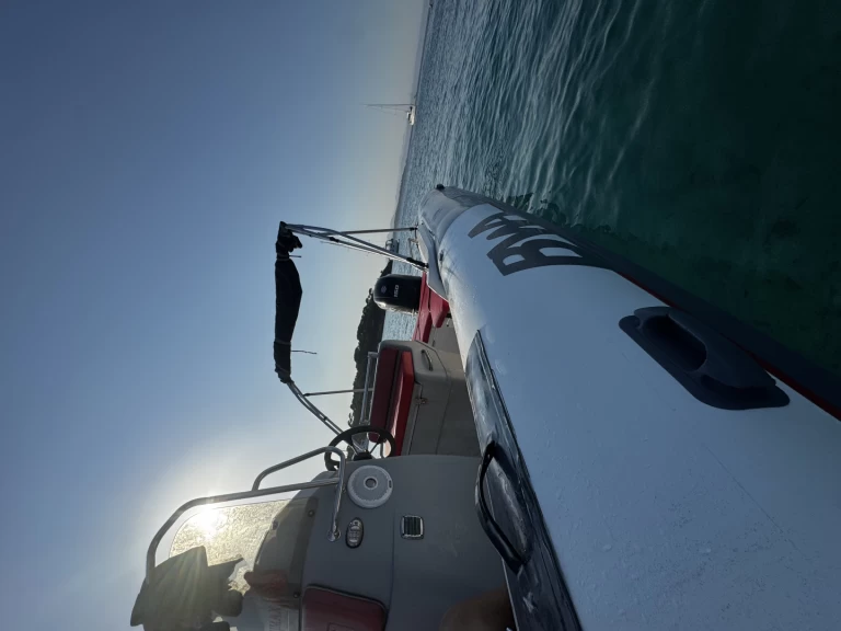 Wynajem Łódż półsztywna Bwa z patentem 