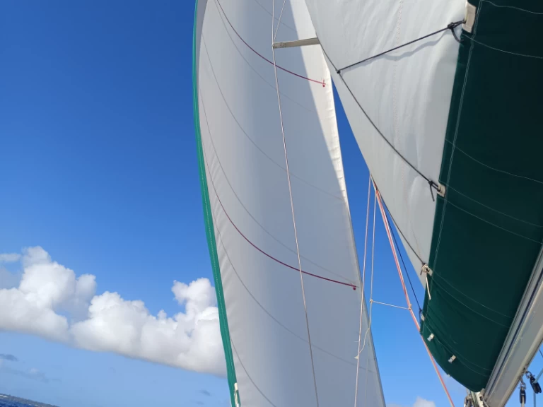 Żaglowiec do wynajmu w Saint-François w najlepszej cenie