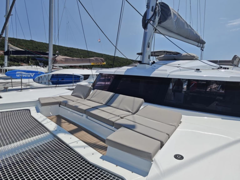 Wynajem Katamaran w Punat - Fountaine Pajot Elba 45