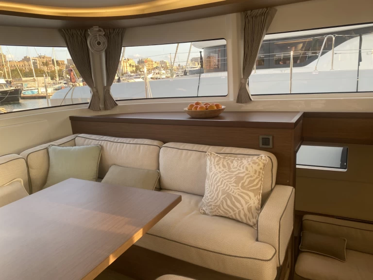 Wynajem łodzi Lagoon Lagoon 46 w Sant Antoni de Portmany na SamBoat 