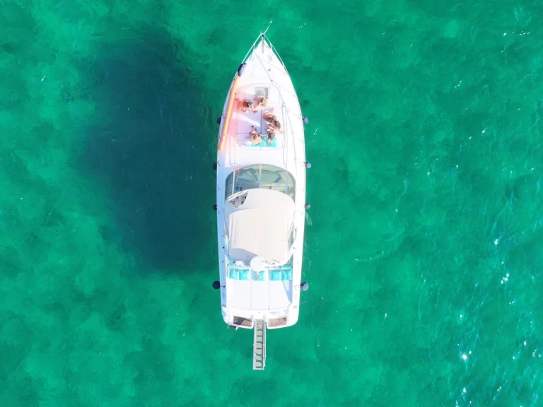 Wynajmij Squalo Squalo 40 w Porto Cesareo