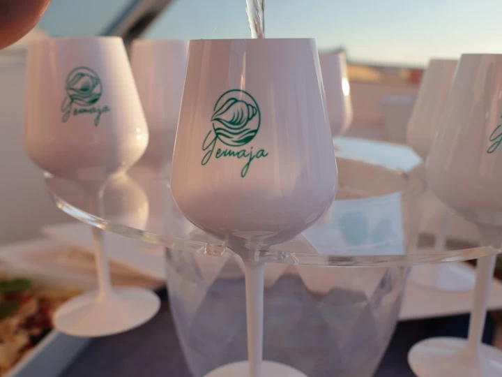 Wynajem łodzi Porto Cesareo tanio Squalo 40