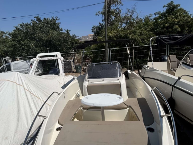 Wynajem łodzi Quicksilver Activ 555 Open w Marsylia na SamBoat 