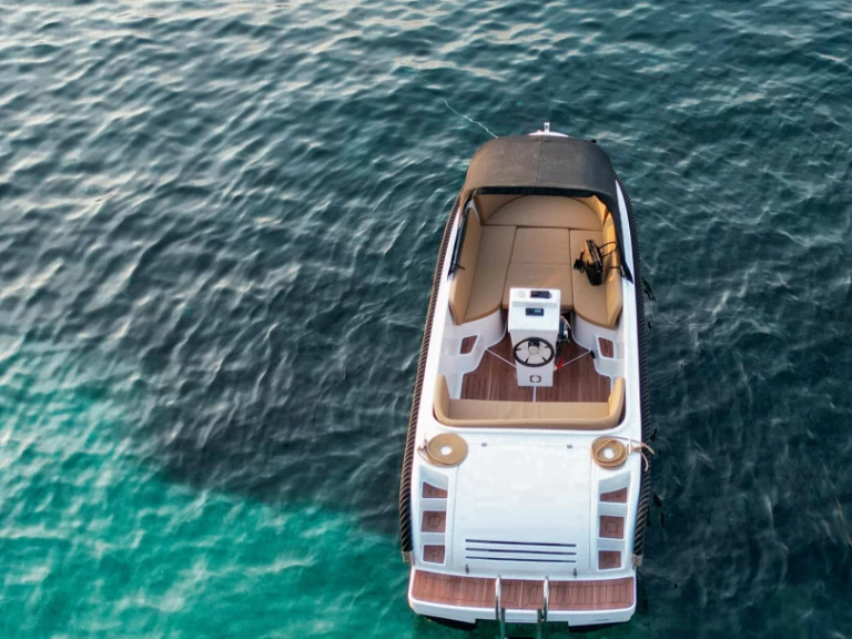 Wynajmij Motorówka z lub bez skippera BRB w Mandelieu-la-Napoule