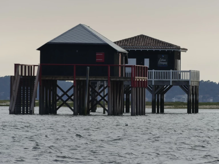 Wynajem Motorówka w Arcachon - Bayliner E21