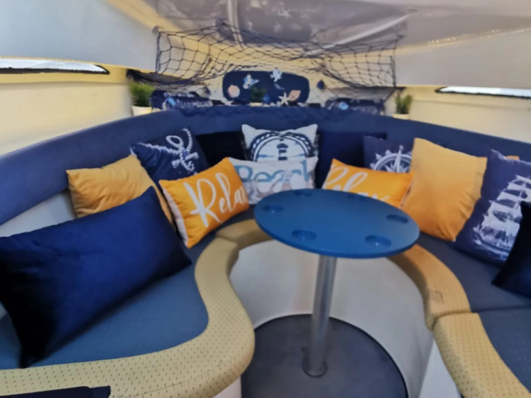 Wynajem Motorówka Rio z patentem 