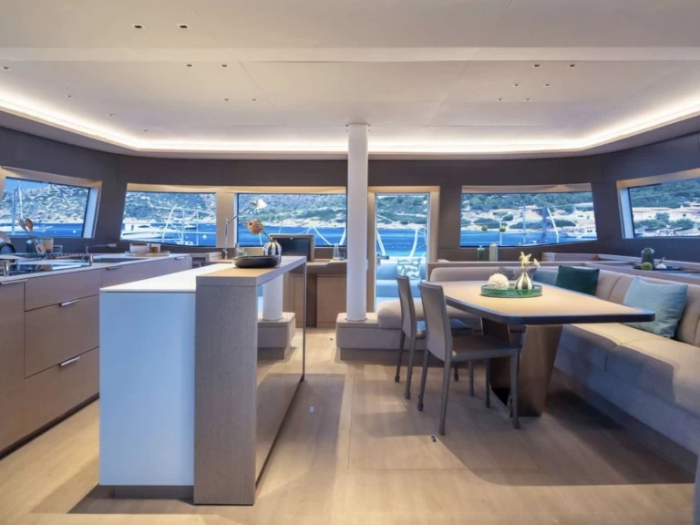 Wynajmij Lagoon Lady Ros&eacute; (Lagoon Sixty 5) w Saint Vincent i Grenadyny