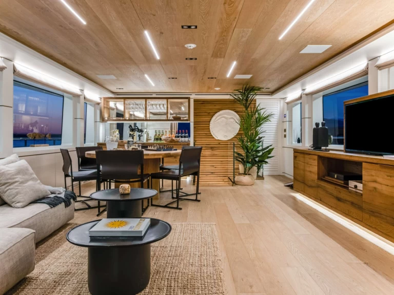 Wynajmij Luksusowy jacht z lub bez skippera Cantiere delle Marche w Karaiby