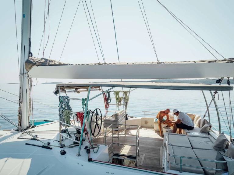 Wynajem Luksusowy jacht w Split - Lagoon Baza