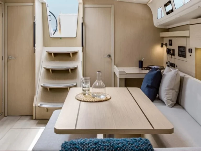 Wynajem Żaglowiec w Le Marin - Bénéteau Oceanis 41