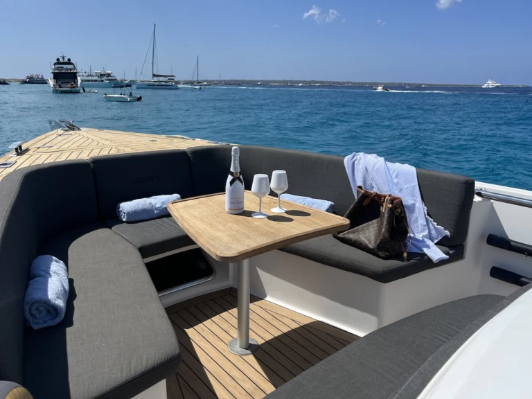 Wynajem Motorówka w Ibiza Magna - Fjord Fjord 38 Xpress