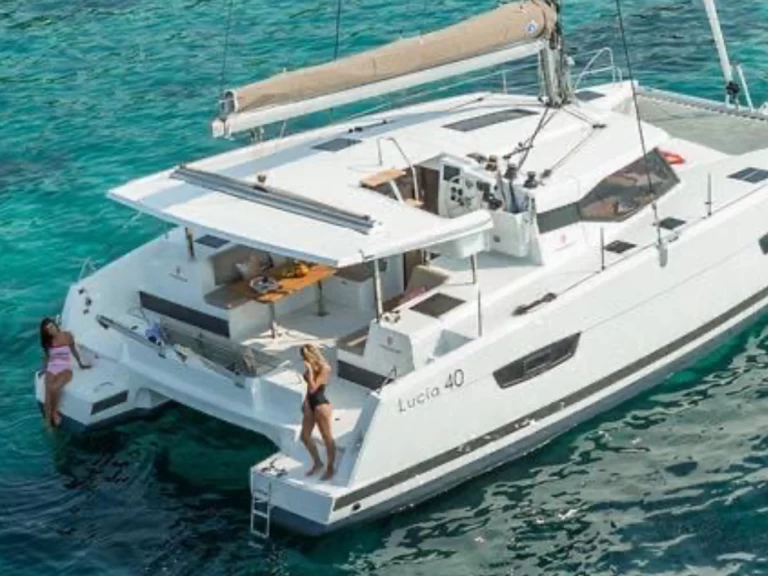 Wynajem łodzi Fountaine Pajot Lucia 40 w Tivat na SamBoat 