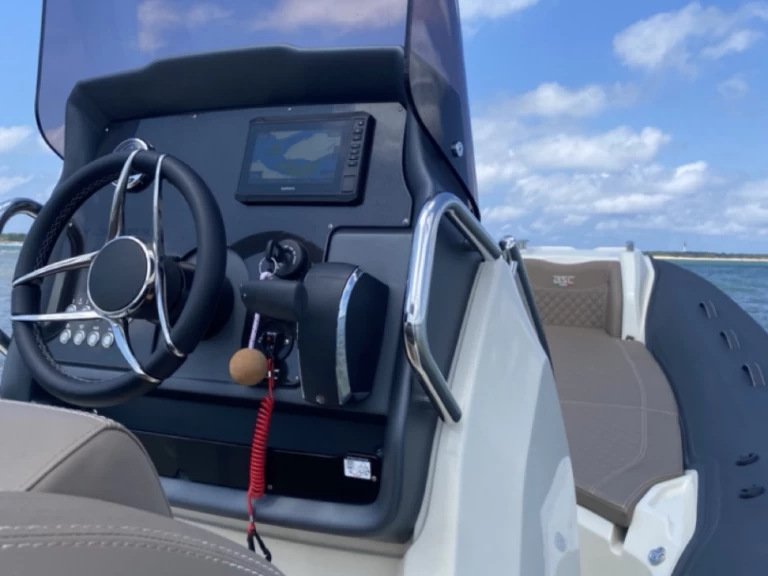 Wynajem łodzi Arcachon tanio BSC 67