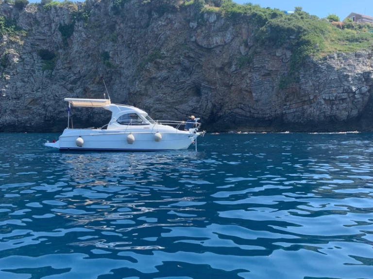 Wynajem w Bar- Bénéteau Antares 7 na SamBoat