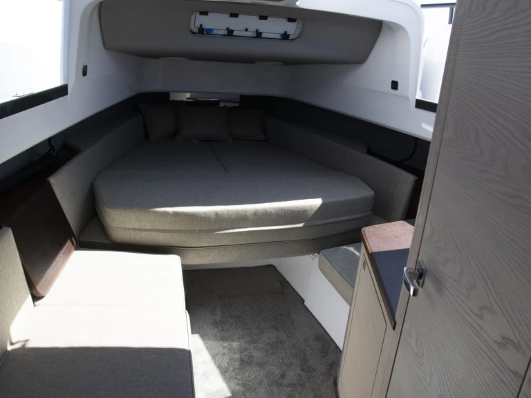 Wynajem łodzi Donji Seget tanio Axopar 45 Cross Top