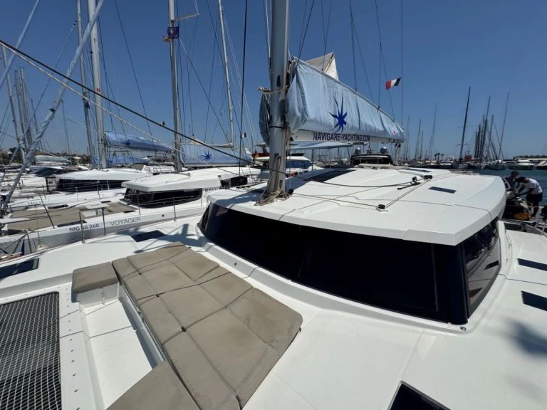 Wynajmij Fountaine Pajot Astrea 42 w Palma de Mallorca