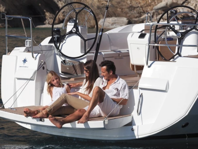 Wynajem łodzi Mai Khao tanio Sun Odyssey 479