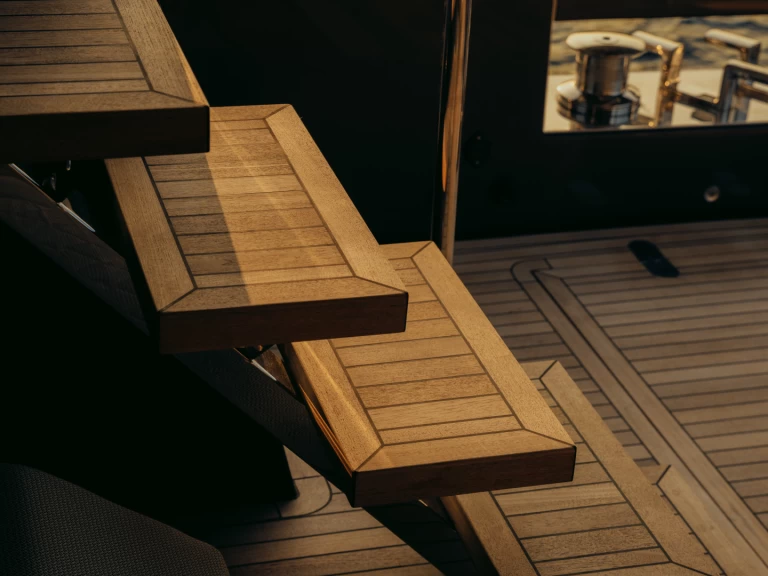 Wynajmij  Moon Yacht 65 w Argostolion