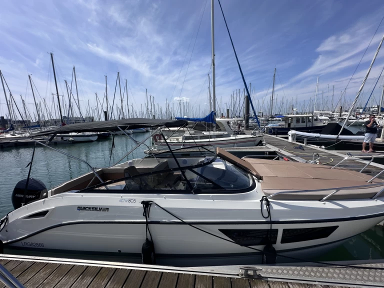 Motorówka do wynajmu w La Rochelle w najlepszej cenie