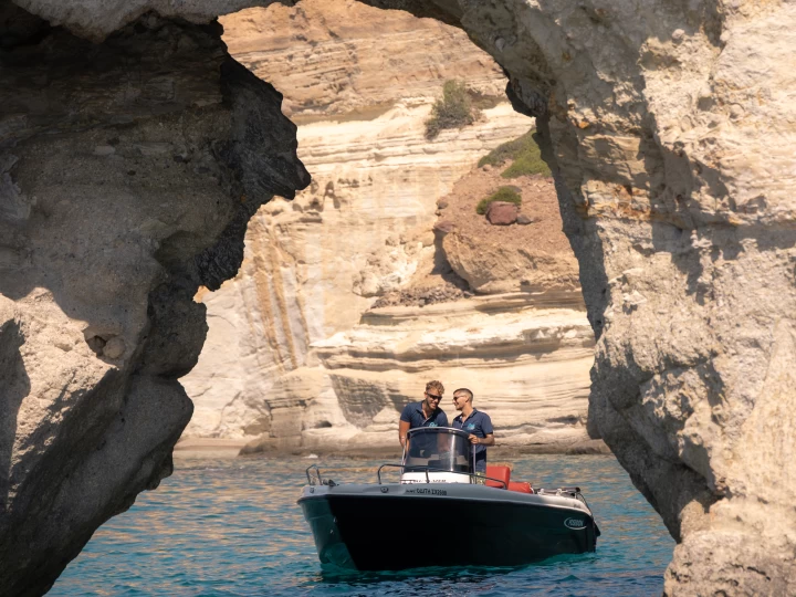 Wynajem łodzi Poseidon BLU WATER 185 w Agía Kiriakí na SamBoat 