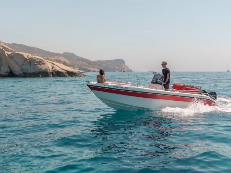 Wynajmij Poseidon BLU WATER 185 w Mílos