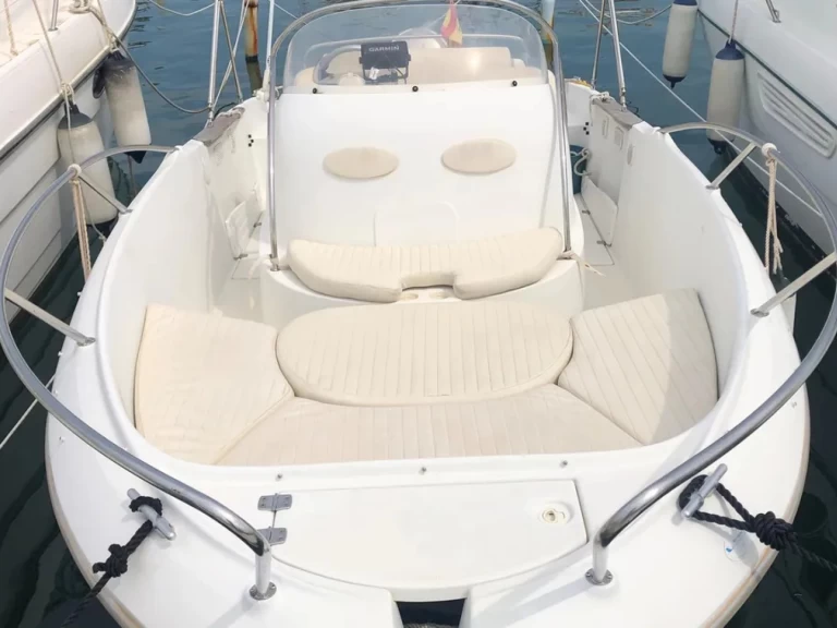 Wynajem Motorówka Ranieri z patentem 