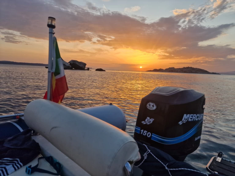 Northstar 255RT  między profesjonalistami a osobami prywatnymi w Palau