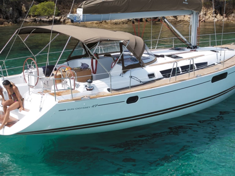 Wynajem Żaglowiec Jeanneau z patentem 