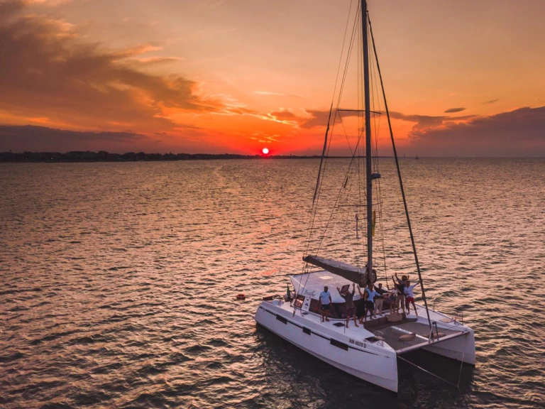 Wynajem w Rimini- Nautitech Nautitech 40 Open  na SamBoat