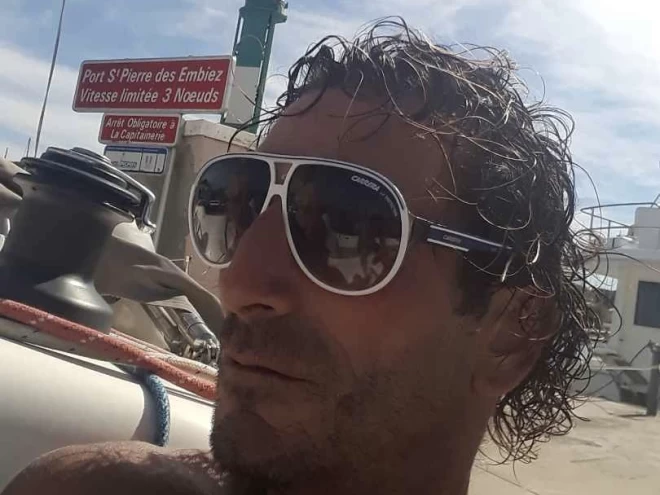 Wynajem Żaglowiec bonin z patentem 