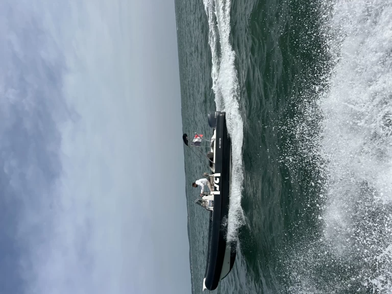 Łódż półsztywna do wynajmu w Arcachon w najlepszej cenie