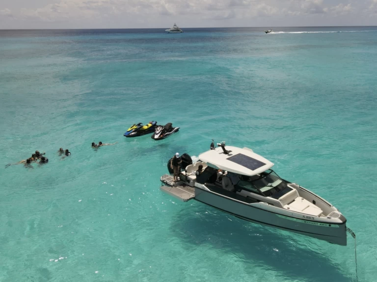 Wynajem łodzi Saxdor Saxdor 320 GTO w Miami na SamBoat 