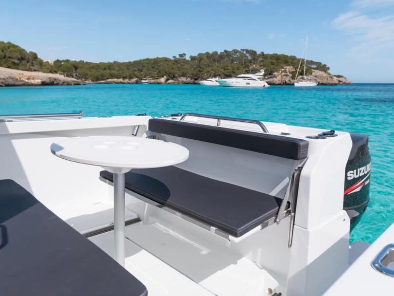 Wynajmij Bénéteau Barracuda 8 w Puerto Deportivo Marina de Santander