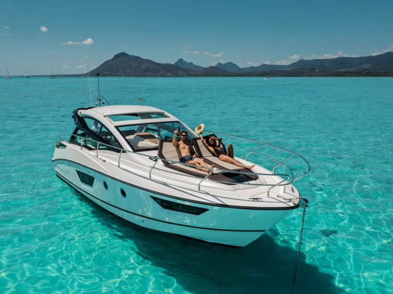 Wynajem łodzi Tamarin tanio Gran Turismo 40